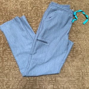 Figs Yola skinny scrub pant in graphite XS